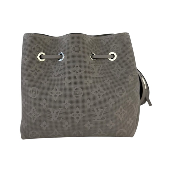 Louis Vuitton Bella Mahina Leather Bella Bucket Bag - Picture 5 of 13